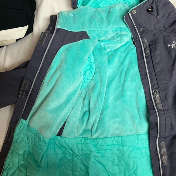 The north face jacket - Picture 2 of 4
